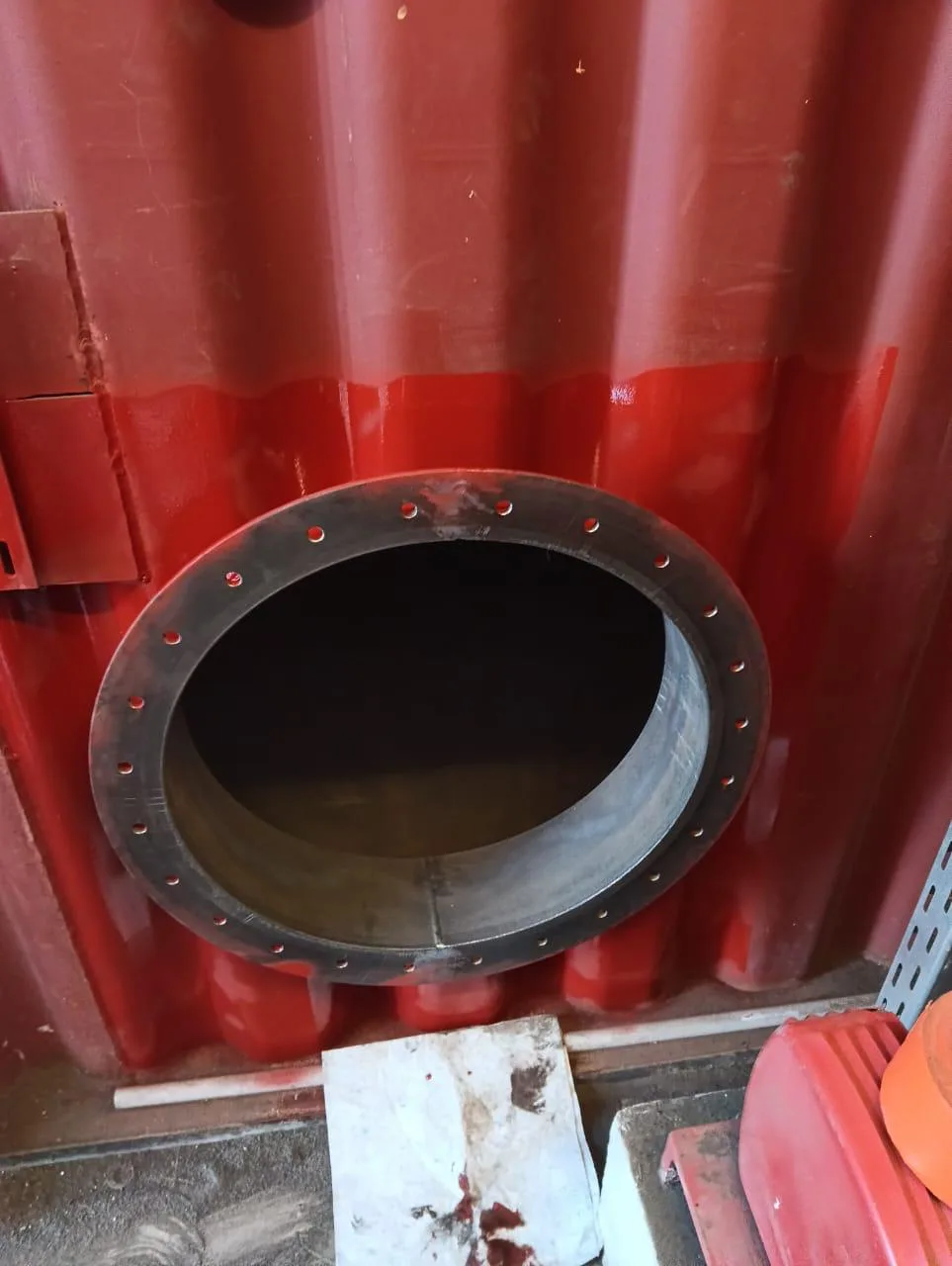 Ausgeführte Schweißarbeit an einer Anlagenkomponente